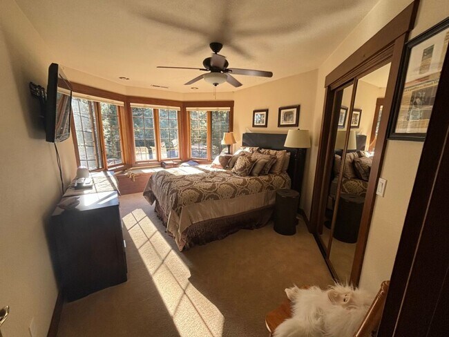 Building Photo - 973 Sand Iron Dr
