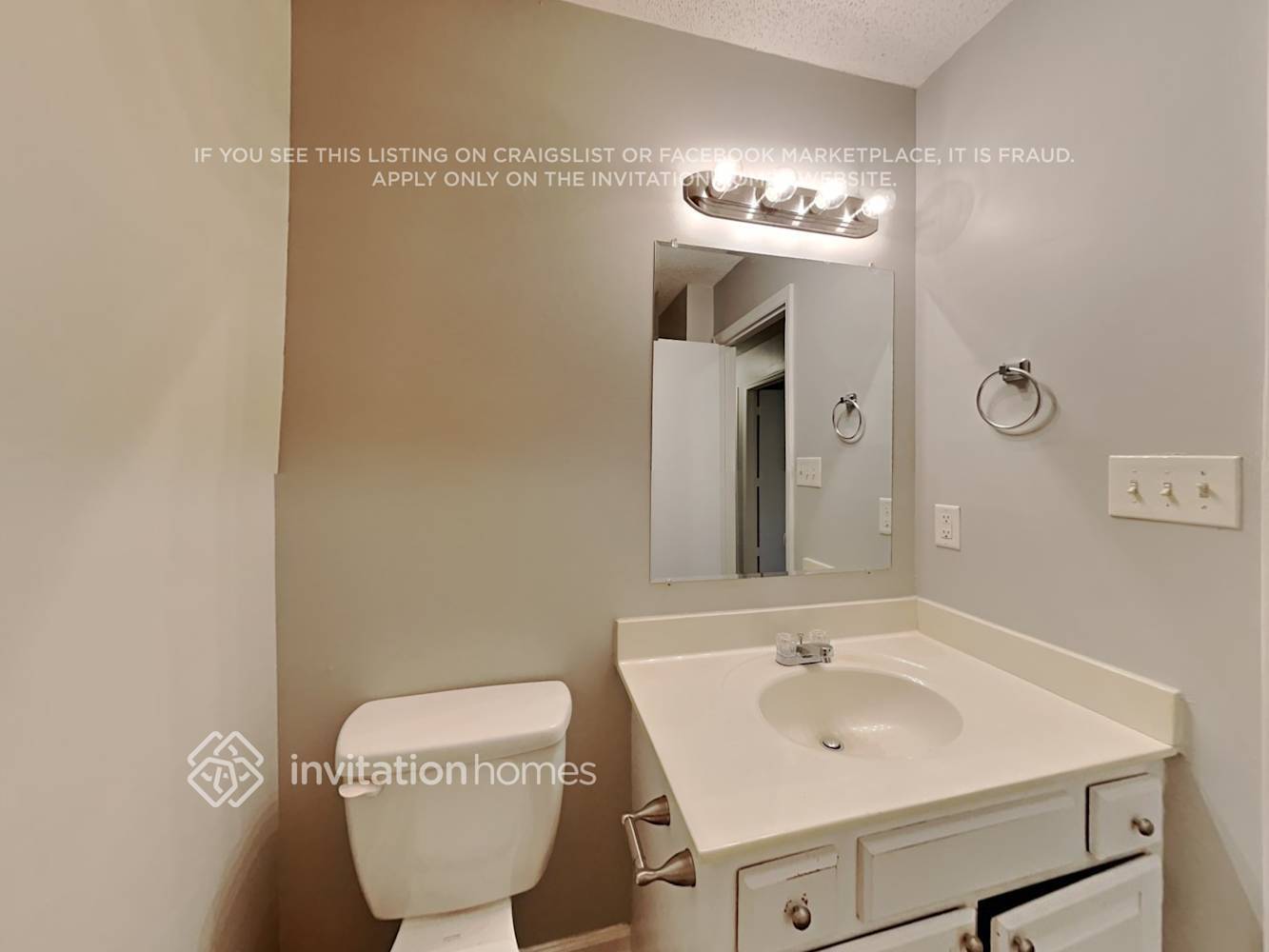 Building Photo - 413 S Toria Dr