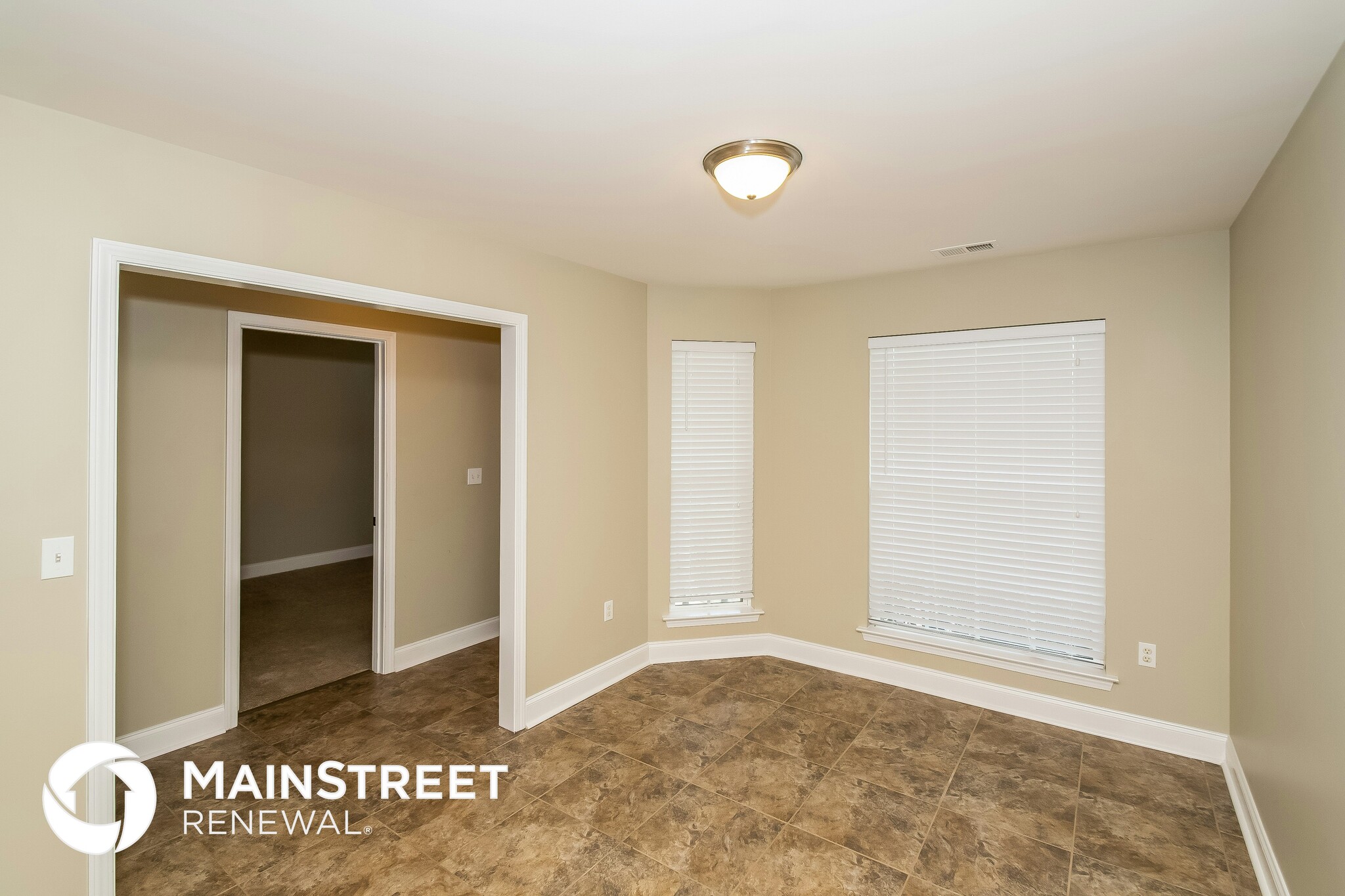 Building Photo - 450 Marsh Cir