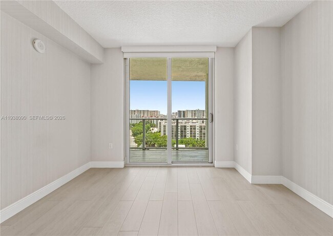 Building Photo - 300 Sunny Isles Blvd