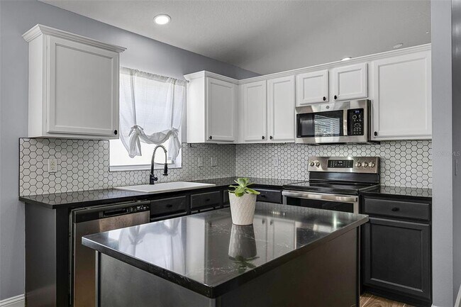 Building Photo - 17856 Ibis Landing Way