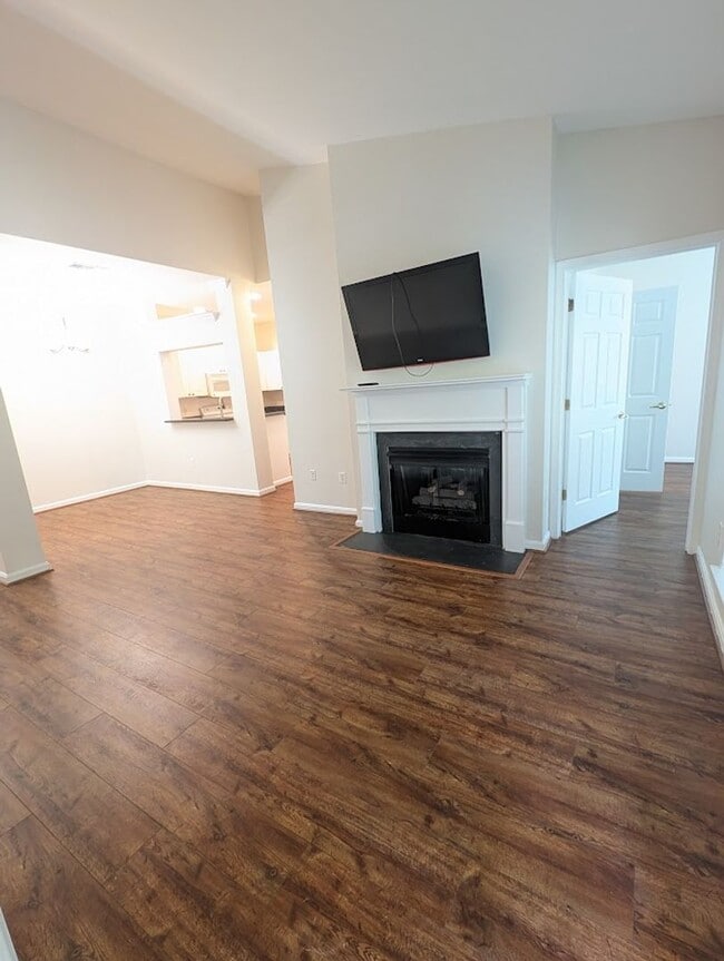 Building Photo - Palazzo at Park Center Top floor 2 bedroom condo