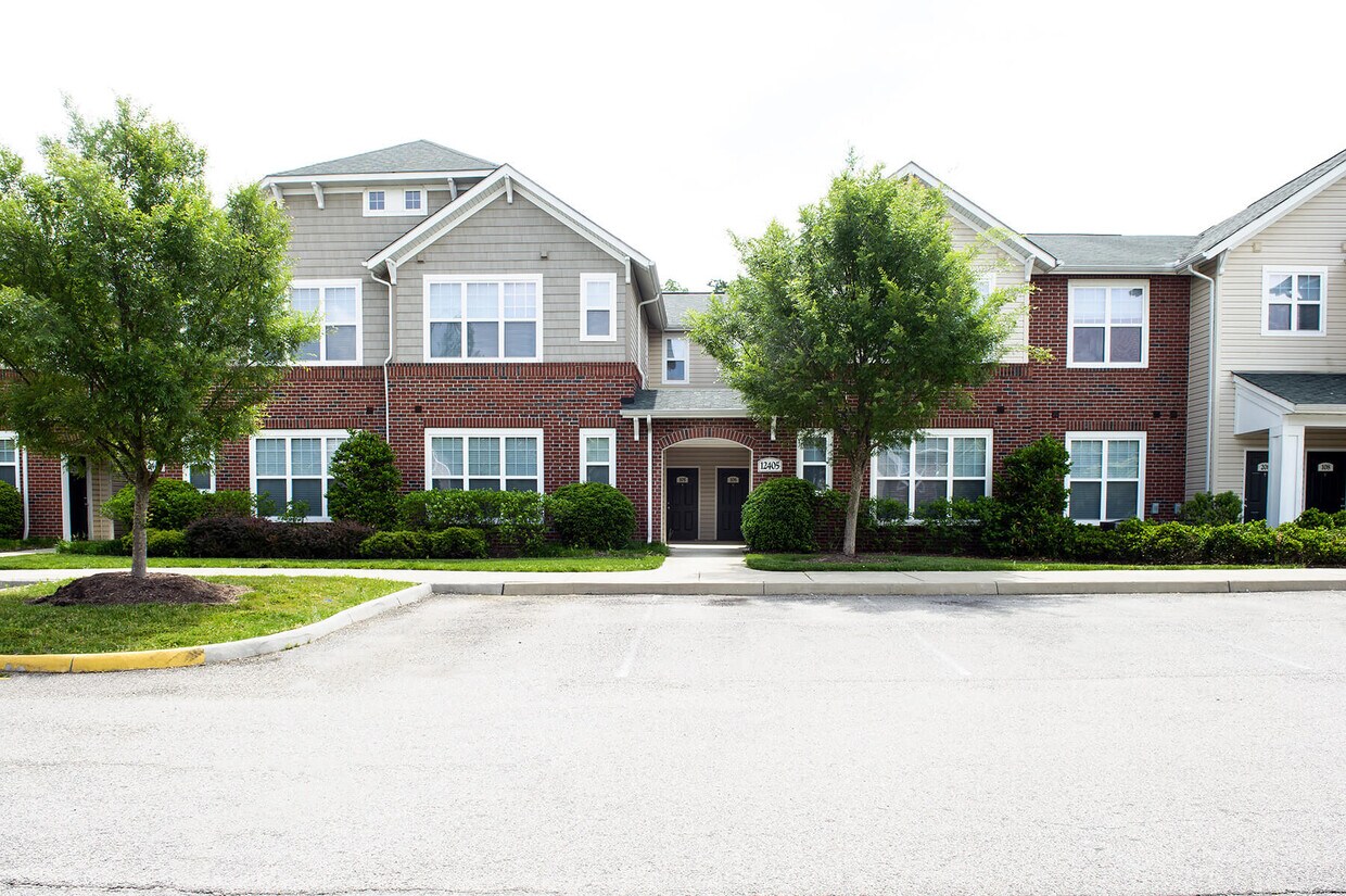 Grand Oaks Apartments - Chester Va Apartment Finder