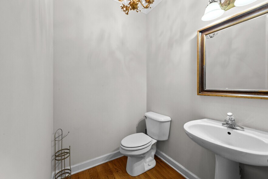 Building Photo - 3520 Birkdale Ct