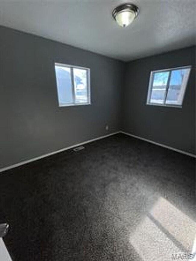 Building Photo - 1417 Richard Dr
