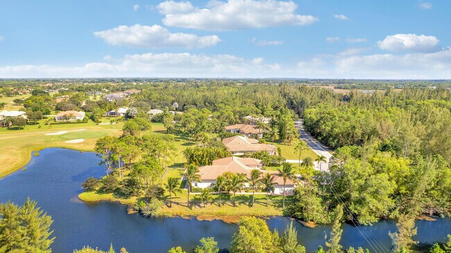 Building Photo - 11985 Carnegie Pl