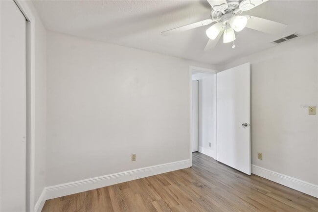 Building Photo - 2111 Lanai Ave