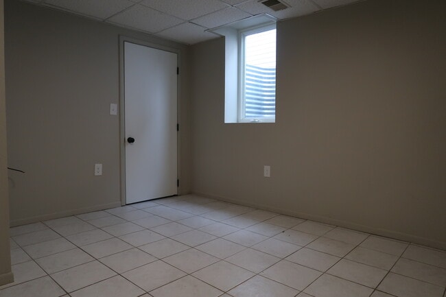 Building Photo - 1221 Powers Ave NW