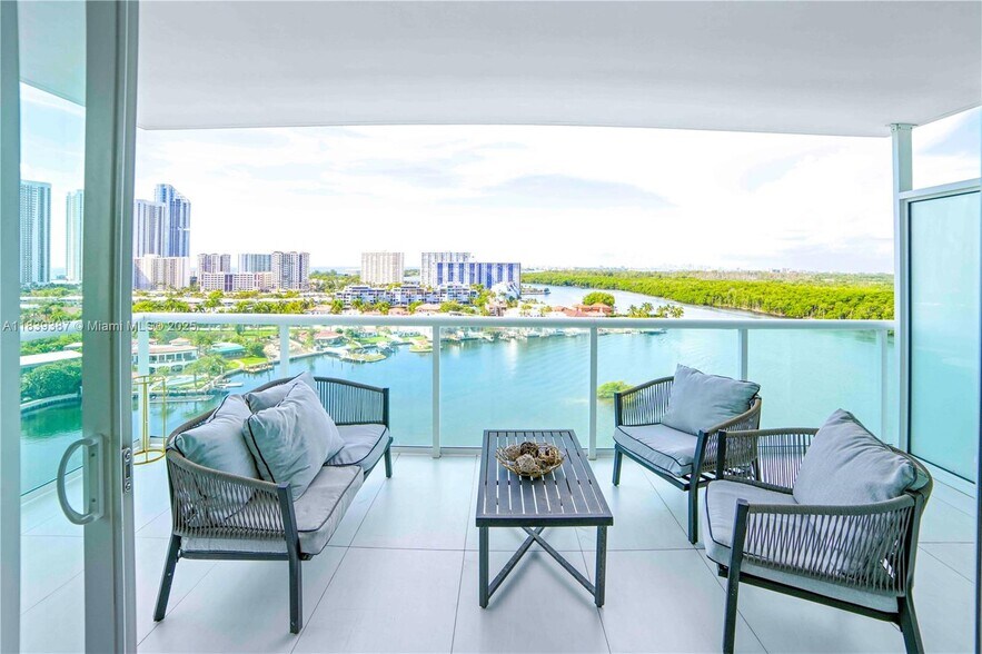 Building Photo - 400 Sunny Isles Blvd