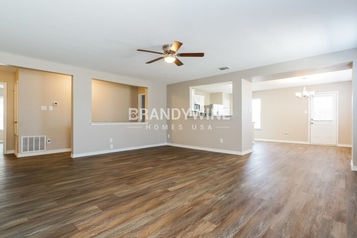 Building Photo - 6159 Balcony Ln