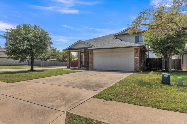 Building Photo - 3730 Castle Rock Dr