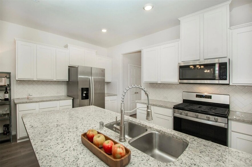 Building Photo - 2348 Opaline Dr