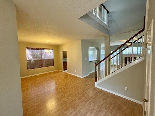 Building Photo - 1507 Avery Elissa Ln