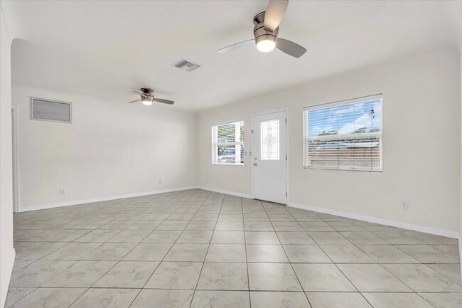 Building Photo - 8793 113th St