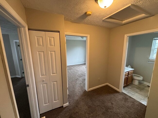 Building Photo - 2716 Hayden Park Ln