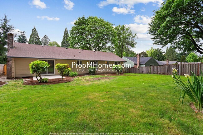 Building Photo - 5870 SW 192nd Ave