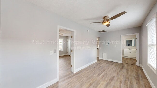 Building Photo - 2803 College St