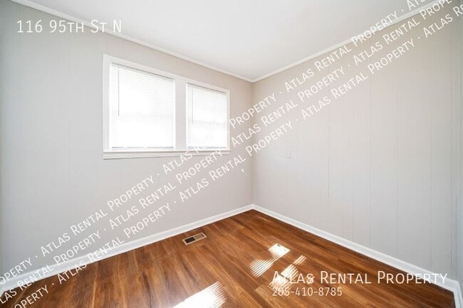 Building Photo - 116 95th St N