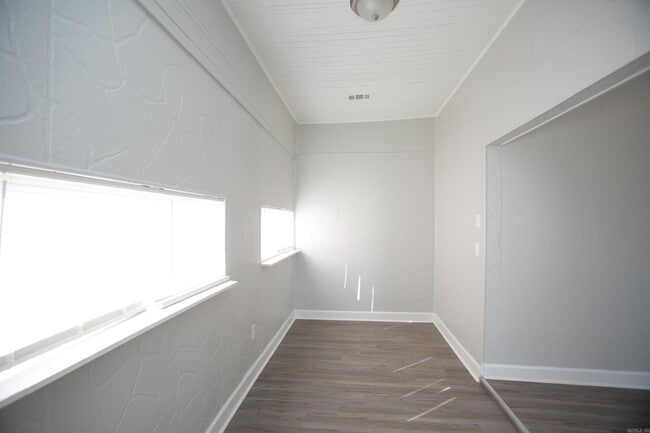 Building Photo - 1400 Willow St