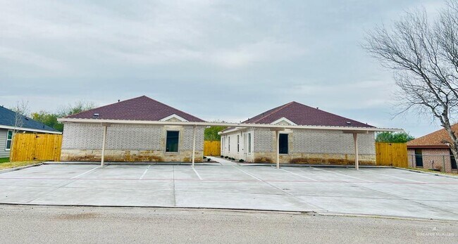 Primary Photo - 1201 W Garfield Ave
