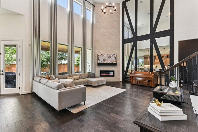 Building Photo - 1104 Scenic Oaks Dr