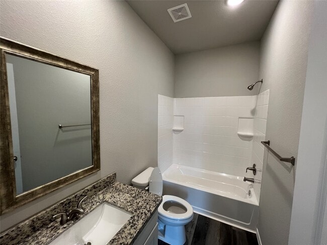 Building Photo - 11595 Persimmon St