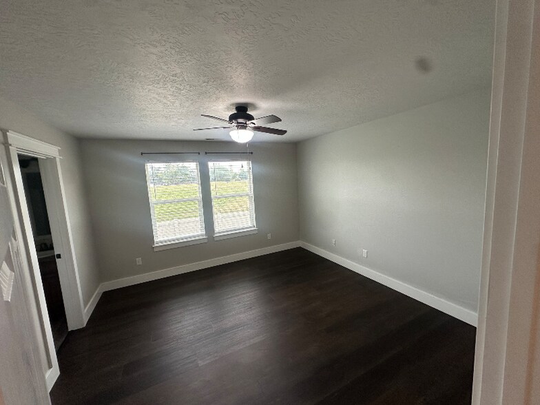 Building Photo - 2724 Sommersby Wy N