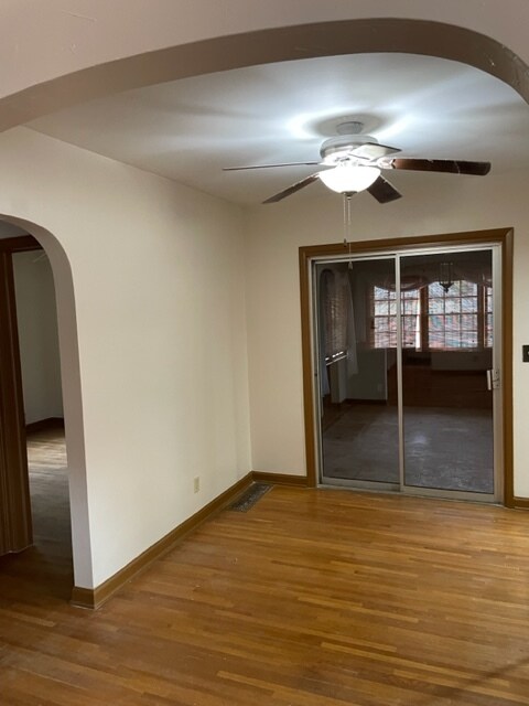 Formal dining room - 1919 George Washington Blvd