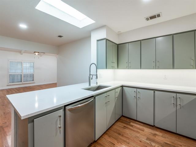 Building Photo - 4304 Forest Bend Rd