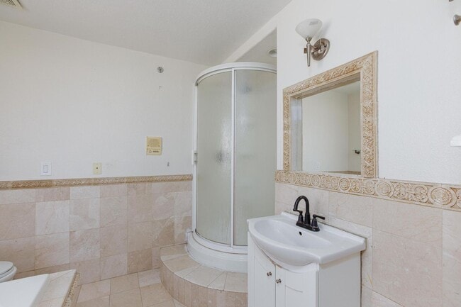 Building Photo - Single-Story in Guard-Gated Community with Stunning Strip & City Views