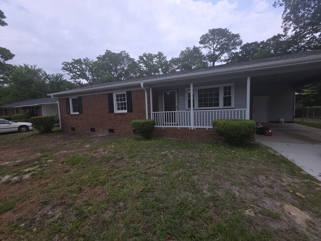 Primary Photo - 1637 Flintshire Rd