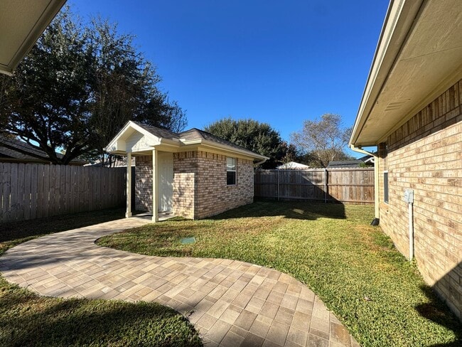 Building Photo - 11281 Grand Slam Dr