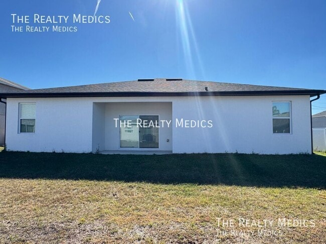 Building Photo - 2226 Rock Dr