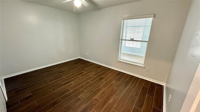 Building Photo - 12227 Braxted Dr