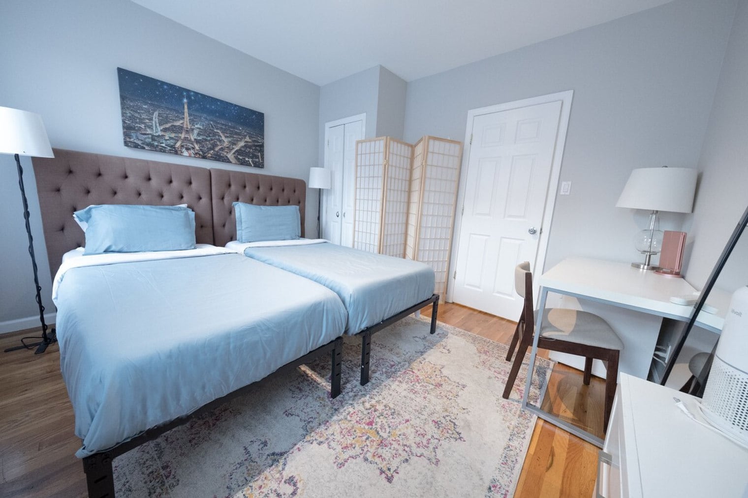 Building Photo - 301 E 104th St