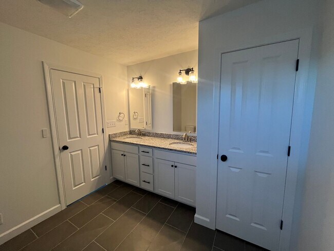 Building Photo - Luxury Custom-Built 6 Bedroom Home in West Lafayette with Finished Basement & Designer Features