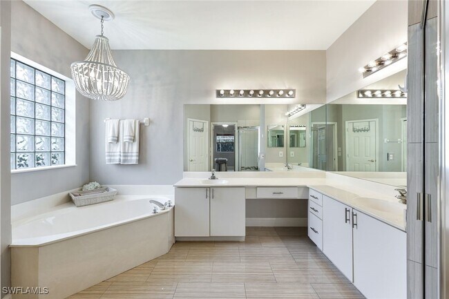 Building Photo - 697 Crossfield Cir