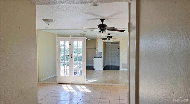Building Photo - 1418 Beech Ave