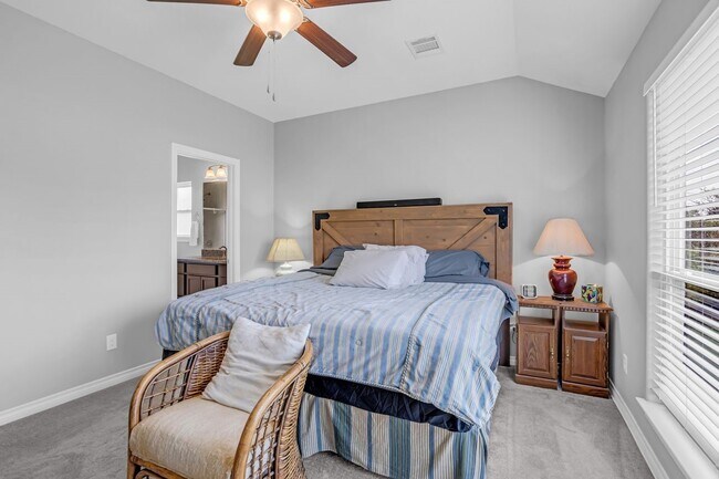 Building Photo - 13005 Centaurus Ct