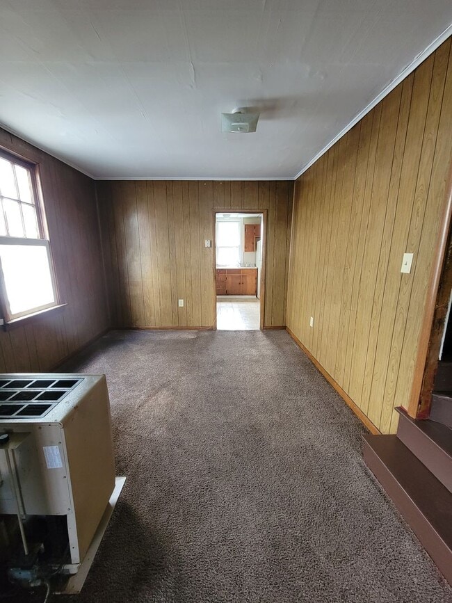 Building Photo - 362 Tolbert Ave