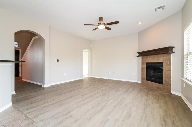 Building Photo - 8905 NW 106th St