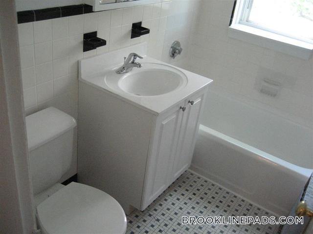 Primary Photo - 34 Harris St