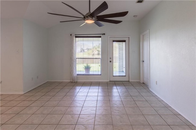 Building Photo - 16049 Treebine Dr