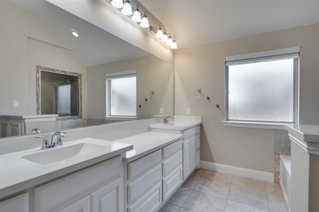 Building Photo - 9916 Echo Summit Dr