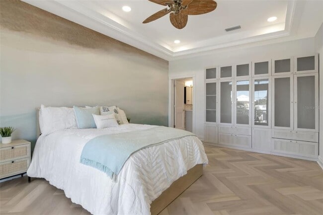 Building Photo - 644 Boca Ciega Isle Dr