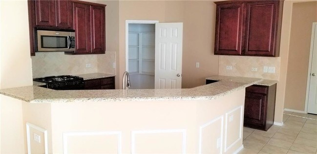Building Photo - 15537 Gatehouse Dr