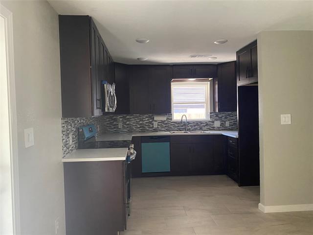 Building Photo - 3054 Candlewick Ln