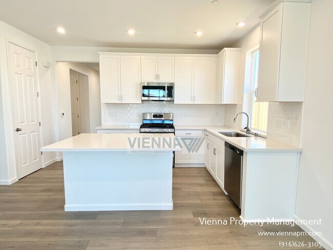 Building Photo - 1072 Solace River Wy