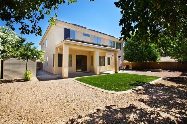 Building Photo - 4 Bedroom Furnished Gilbert Home