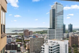 Building Photo - 88 Morgan St
